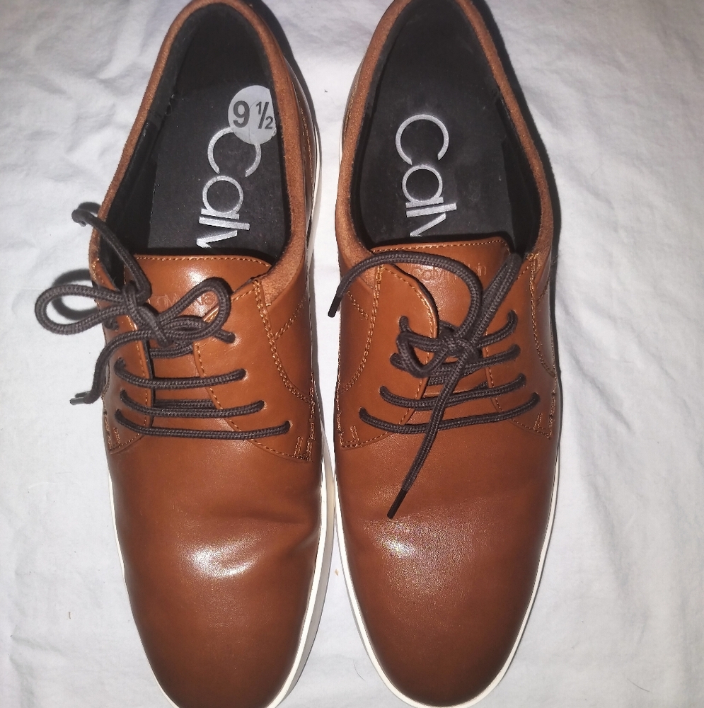 Calvin Klein Men's Tan Leather Oxfords